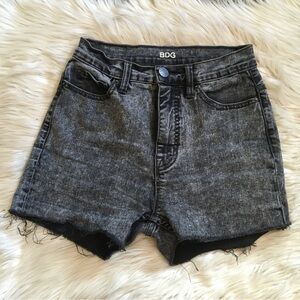 Black acid washed high rise denim jean shorts BDG size 24 25 0 1 2 XS